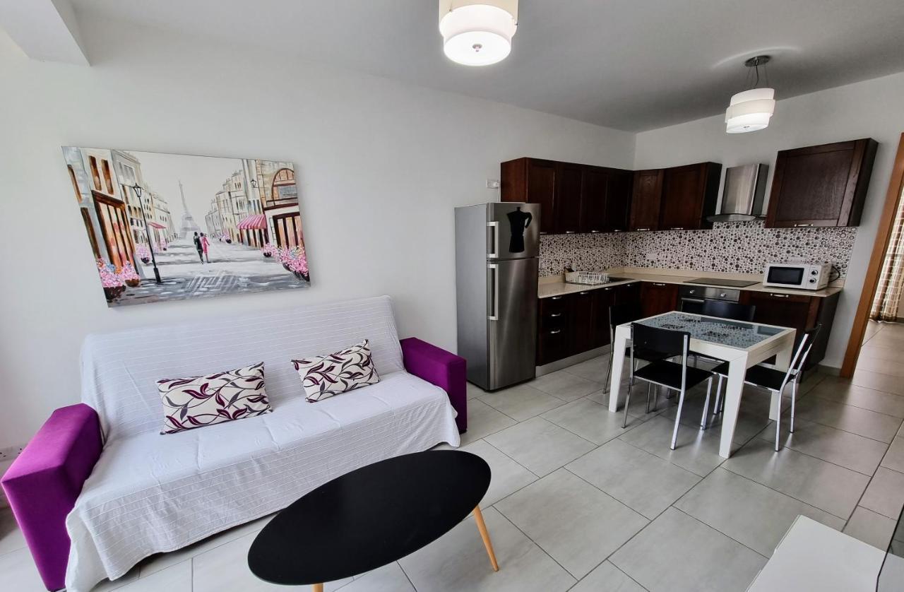 Metrostays Apartament St Julian Malta Saint Julian's Екстер'єр фото