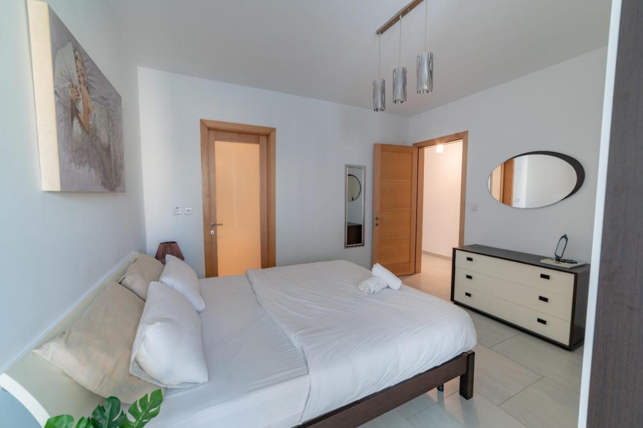 Metrostays Apartament St Julian Malta Saint Julian's Екстер'єр фото